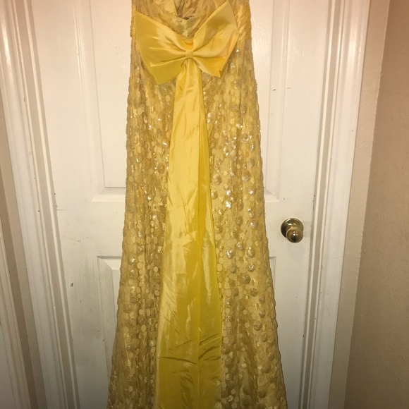 Yellow Jovani Prom dress - Picture 3 of 5